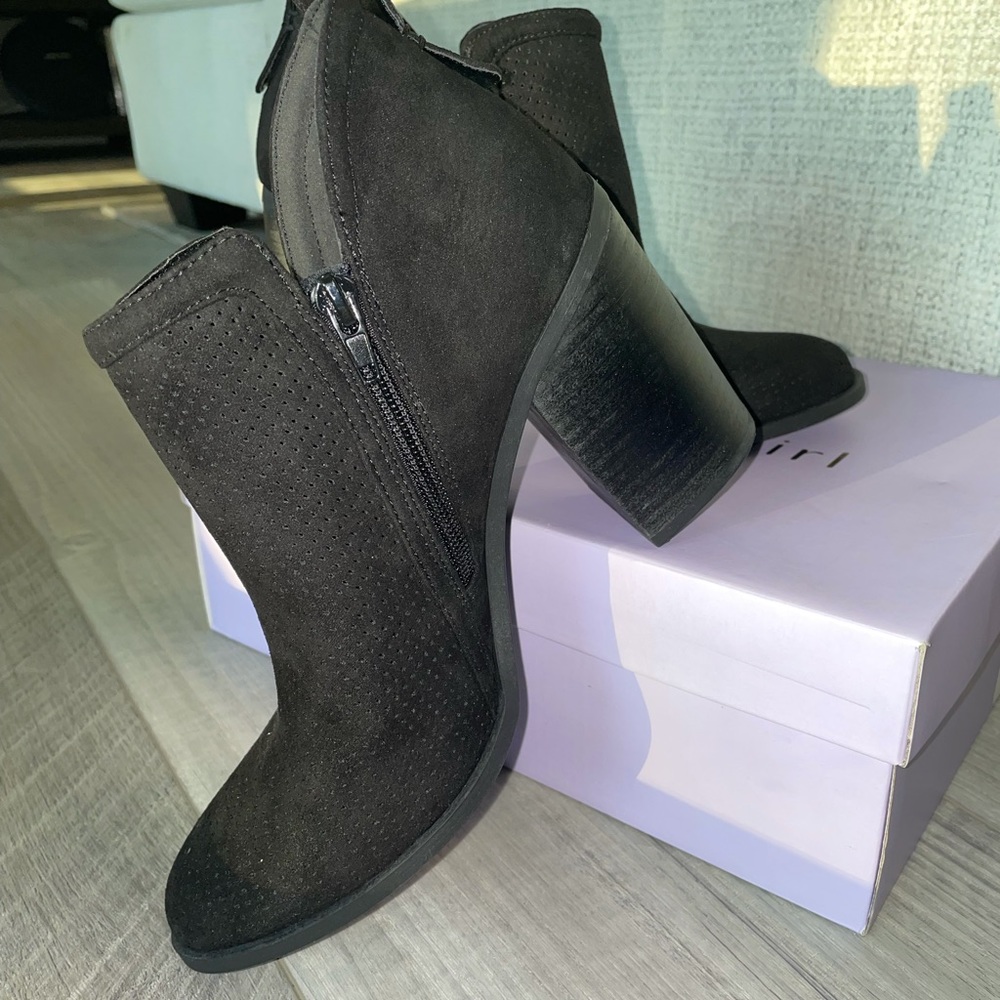 Evita Perforated Booties